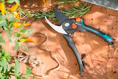 Garden Secateurs B/M